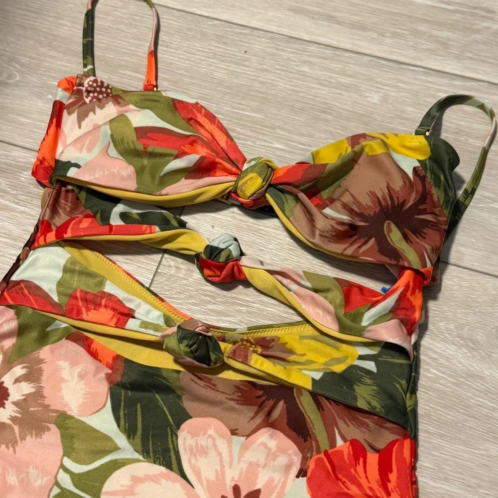 Aerie American Eagle Cut Out One Piece Swimsuit Bikini Bright Floral Triple Knot